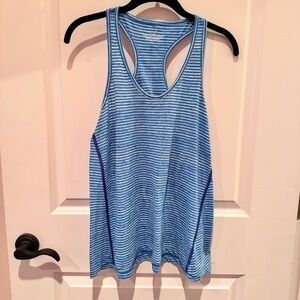 Vineyard Vines Blue and White Performance Tank